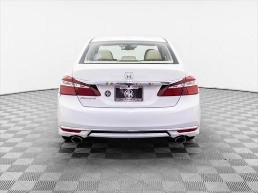 2017 Honda Accord EX-L w/Navigation & Honda Sensing