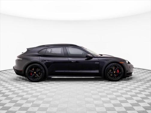 2024 Porsche Taycan Cross Turismo 4S