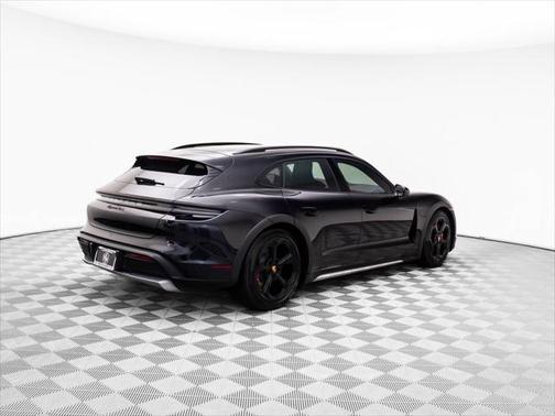 2024 Porsche Taycan Cross Turismo 4S