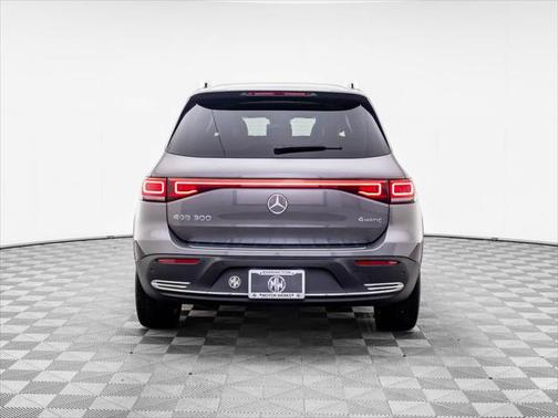 2023 Mercedes-Benz EQB 300 4MATIC