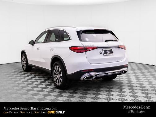 MANUFAKTUR Moonlight White Metallic 2026 Mercedes-Benz GLC 300 4MATIC