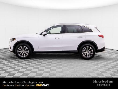 MANUFAKTUR Moonlight White Metallic 2026 Mercedes-Benz GLC 300 4MATIC