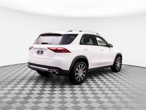2025 Mercedes-Benz GLE 450e 4MATIC