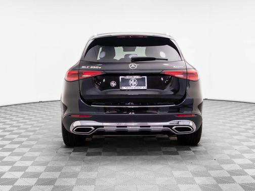 2025 Mercedes-Benz GLC 350e Base