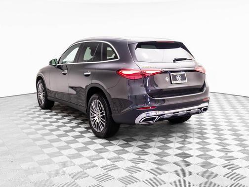 2026 Mercedes-Benz GLC 300 4MATIC