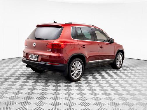 2016 Volkswagen Tiguan SE
