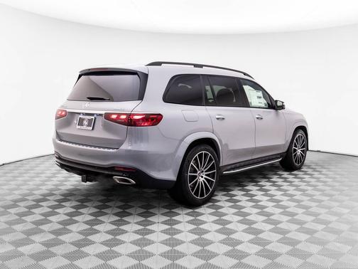 2025 Mercedes-Benz GLS 580 4MATIC