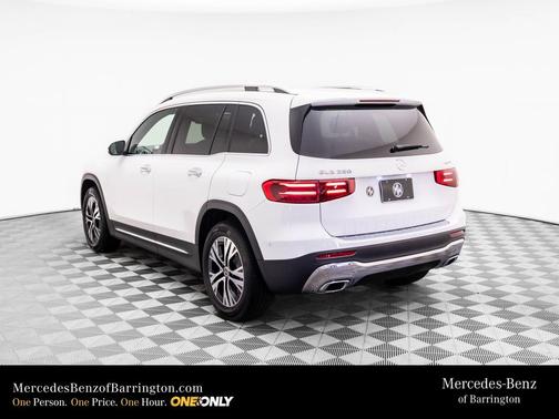 2025 Mercedes-Benz GLB 250 4MATIC