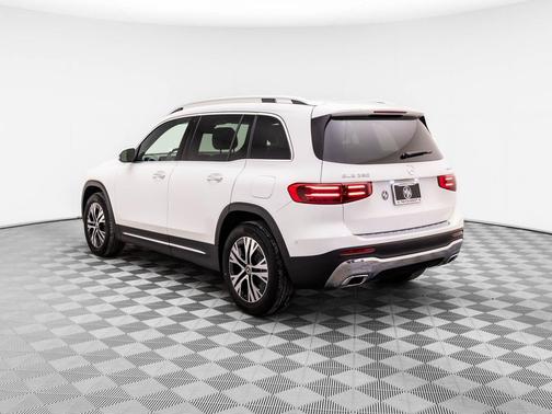 2025 Mercedes-Benz GLB 250 4MATIC