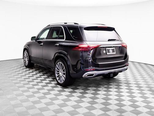 2026 Mercedes-Benz GLE 450e 4MATIC