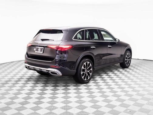 2026 Mercedes-Benz GLC 350e Base