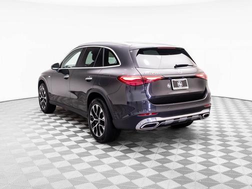 2025 Mercedes-Benz GLC 350e Base