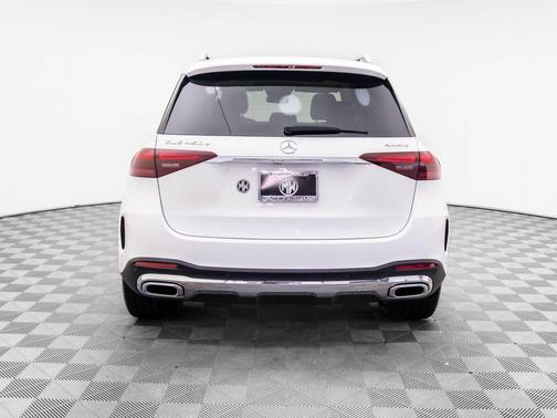2026 Mercedes-Benz GLE 450e 4MATIC
