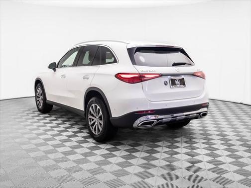 2025 Mercedes-Benz GLC 300 4MATIC