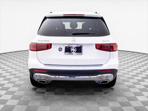 2025 Mercedes-Benz GLB 250 4MATIC