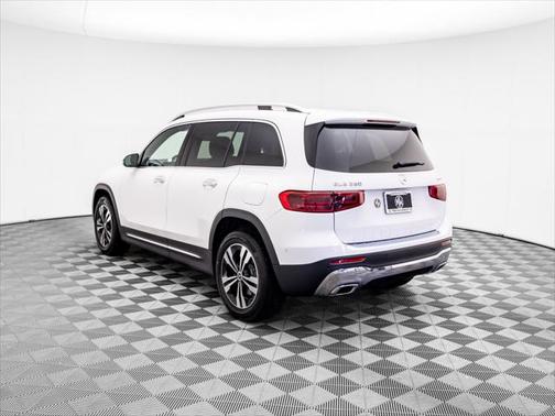 2025 Mercedes-Benz GLB 250 4MATIC