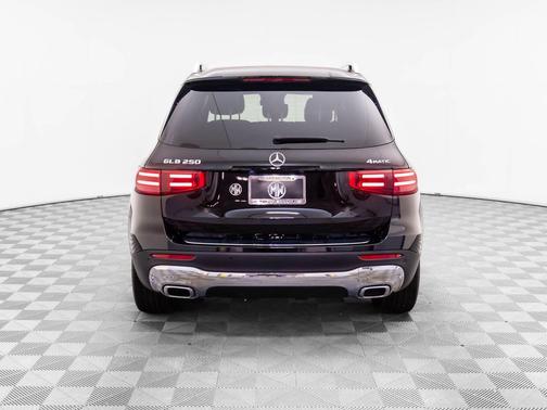2024 Mercedes-Benz GLB 250 4MATIC