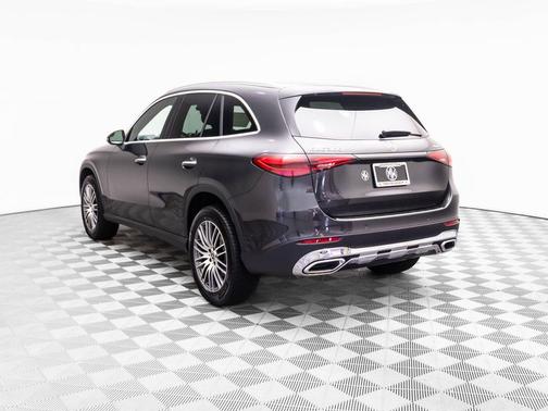 2026 Mercedes-Benz GLC 300 4MATIC
