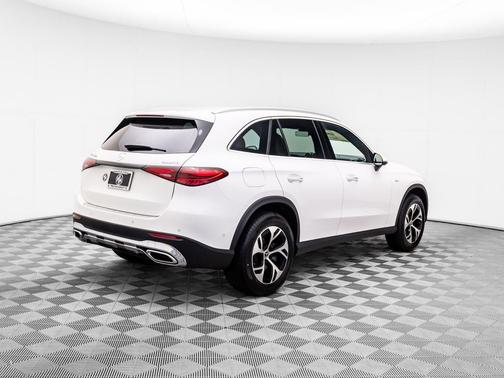2025 Mercedes-Benz GLC 350e Base