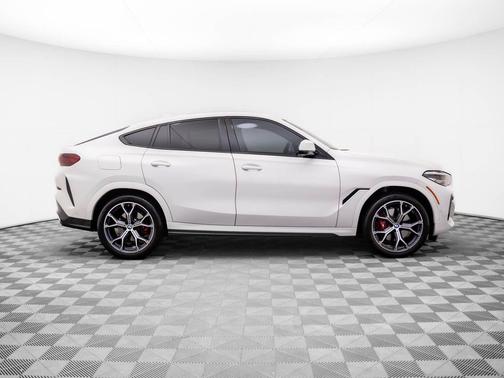 2023 BMW X6 xDrive40i