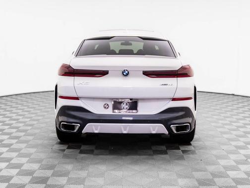 2023 BMW X6 xDrive40i