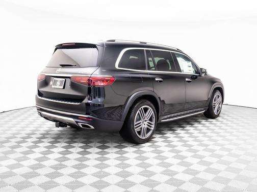 2026 Mercedes-Benz GLS 450 4MATIC