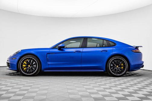 2018 Porsche Panamera Turbo