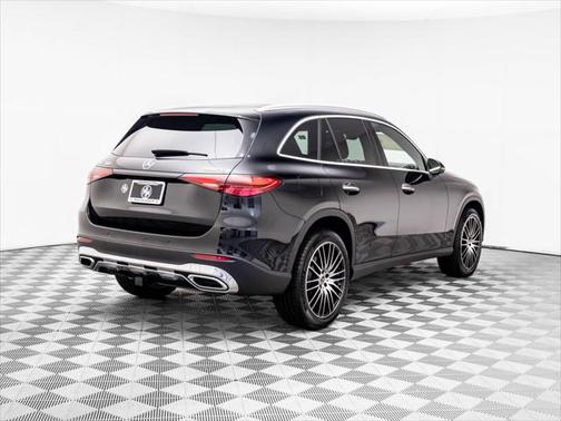 2025 Mercedes-Benz GLC 300 4MATIC