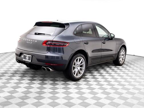 2017 Porsche Macan S