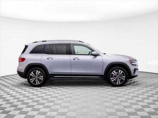 2025 Mercedes-Benz GLB 250 4MATIC
