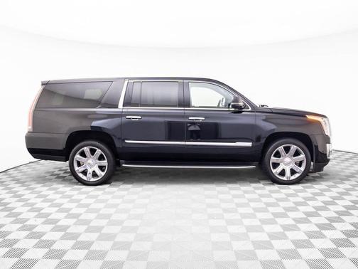 2020 Cadillac Escalade ESV Luxury