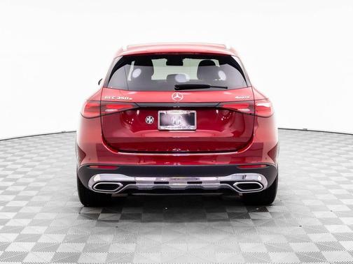 2025 Mercedes-Benz GLC 350e Base