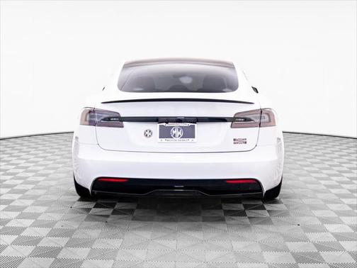 2021 Tesla Model S Plaid