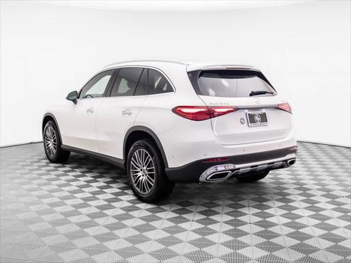 2025 Mercedes-Benz GLC 300 4MATIC