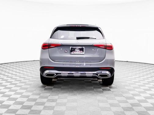 2026 Mercedes-Benz GLC 300 4MATIC