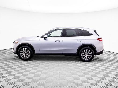 2025 Mercedes-Benz GLC 300 4MATIC