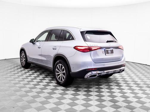 2025 Mercedes-Benz GLC 300 4MATIC