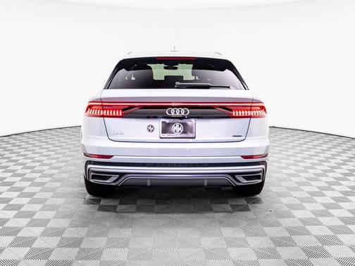 2023 Audi Q8 55 Premium Plus