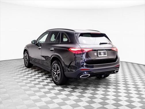 2025 Mercedes-Benz GLC 300 4MATIC