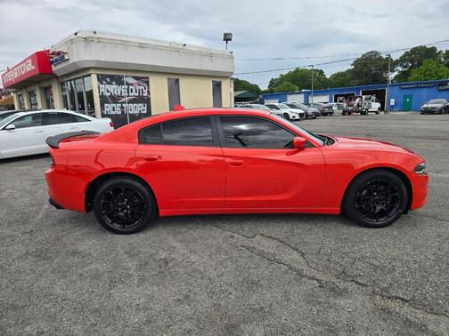 Go Mango 2016 Dodge Charger SXT