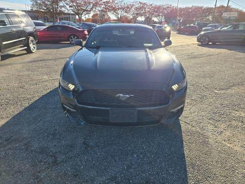 2016 Ford Mustang V6