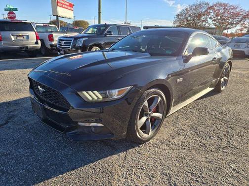 2016 Ford Mustang V6