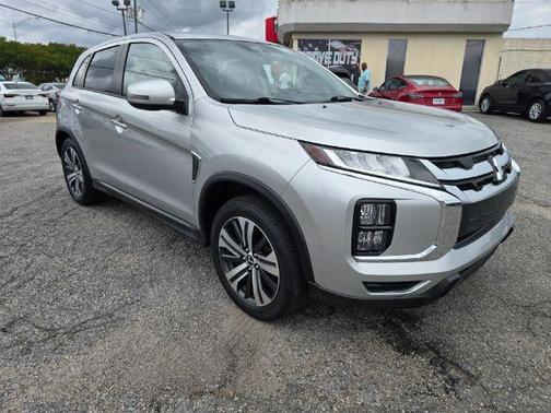 2020 Mitsubishi Outlander Sport SE