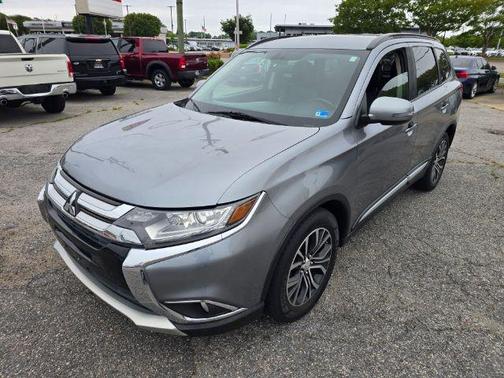 Mercury Gray Metallic 2016 Mitsubishi Outlander SEL
