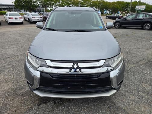 Mercury Gray Metallic 2016 Mitsubishi Outlander SEL