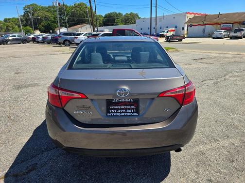 BROWN 2019 Toyota Corolla LE