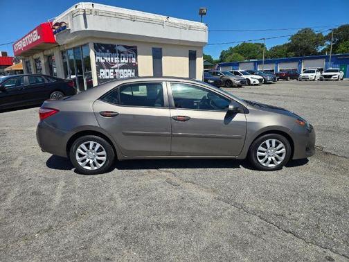 BROWN 2019 Toyota Corolla LE