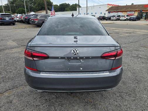 2021 Volkswagen Passat 2.0T SE