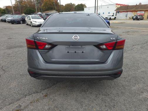 2021 Nissan Altima 2.5 SV