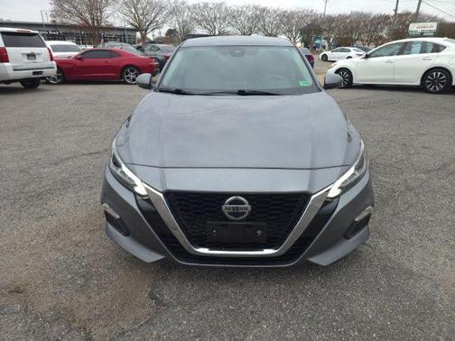 2021 Nissan Altima 2.5 SV